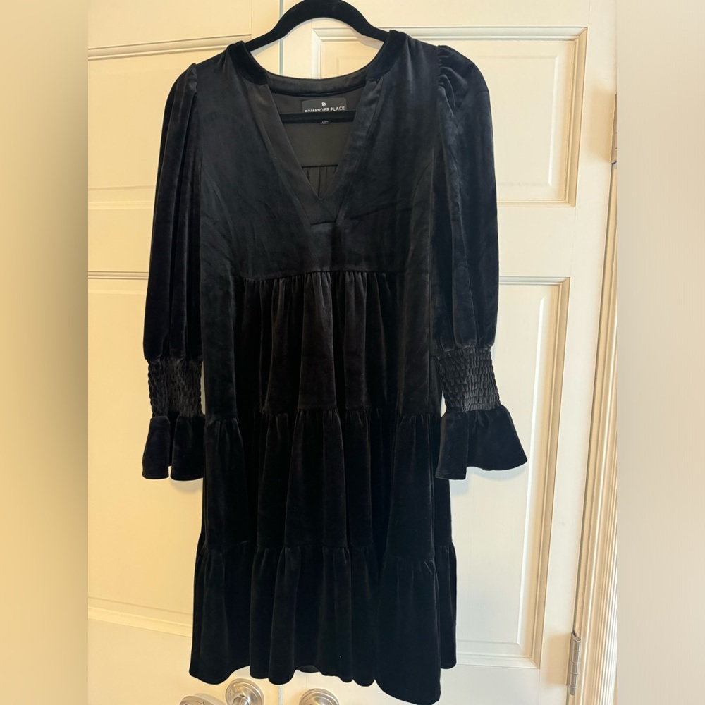 Pomander Place Kenzie Dress- black velvet dress